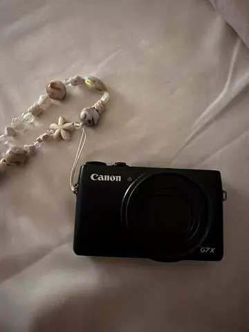 Canon PowerShot G7 X – compact point-and-shoot camera