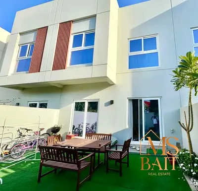 Spacious 3BR Townhouse | Landscaped Garden | Family-Friendly Community