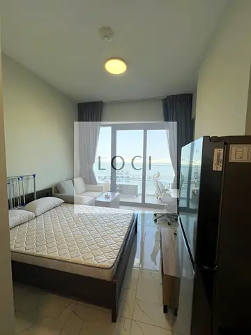 READY TO MOVE | SPACIOUS | NEAR METRO