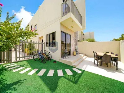Single Row | Near Amenities | Vacant on Transfer