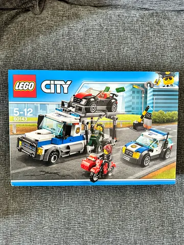 LEGO City Police 60143 - Retired