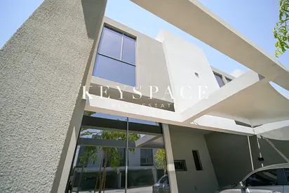 High-End Sustainable Villa in a Prime Master-Planned Community | Resale