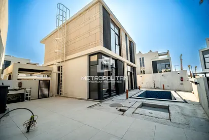 Single Row | Big Corner Plot | Fully Upgraded