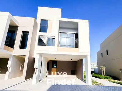 Single Row Corner | 4BR G+2 | Prime Family Living