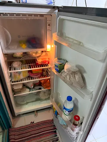 Nikai refrigerator in good condition