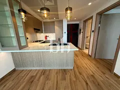 Modern | Mid Floor | Vacant &amp; Ready To Move in