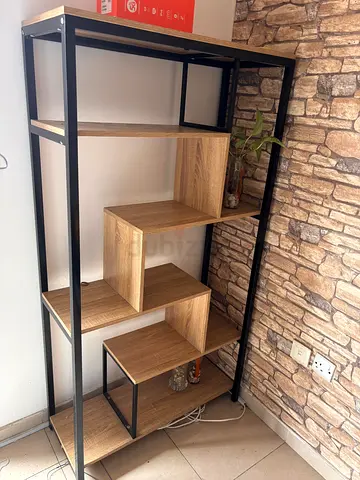 Oak-look Wood  Black Metal Open 5 unit Bookcase (Good Condition)