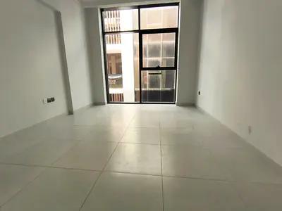 Lxury and Like Brand new apartment with balcony with master room jym ply Arya