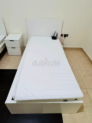 White single platform bed with mattress - used, good condition