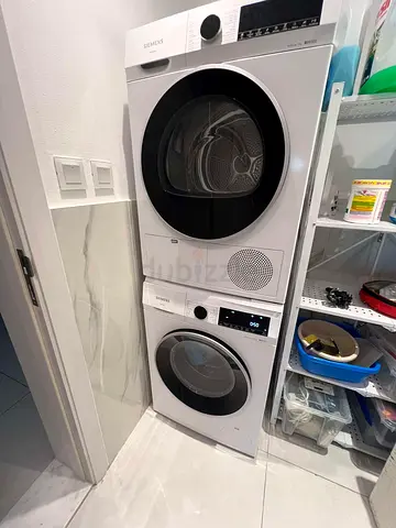 Selling Siemens iQ300 Separate Washer Dryer 9 + 9 kg Both