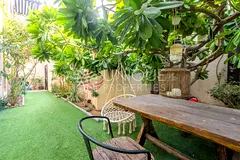 Rare Private Garden | Corner Unit With Best Layout