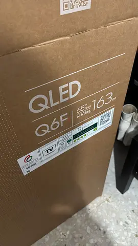 Samsung QLED Q6F 65-inch (163 cm) TV — in original box