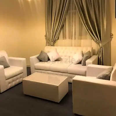 Modern Sofa أناقة عصرية