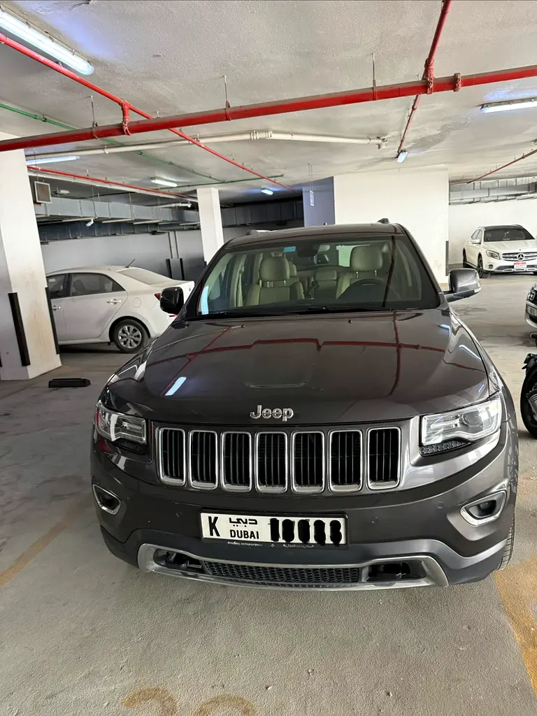 Jeep Grand Cherokee 2014 — photo 1 of 11