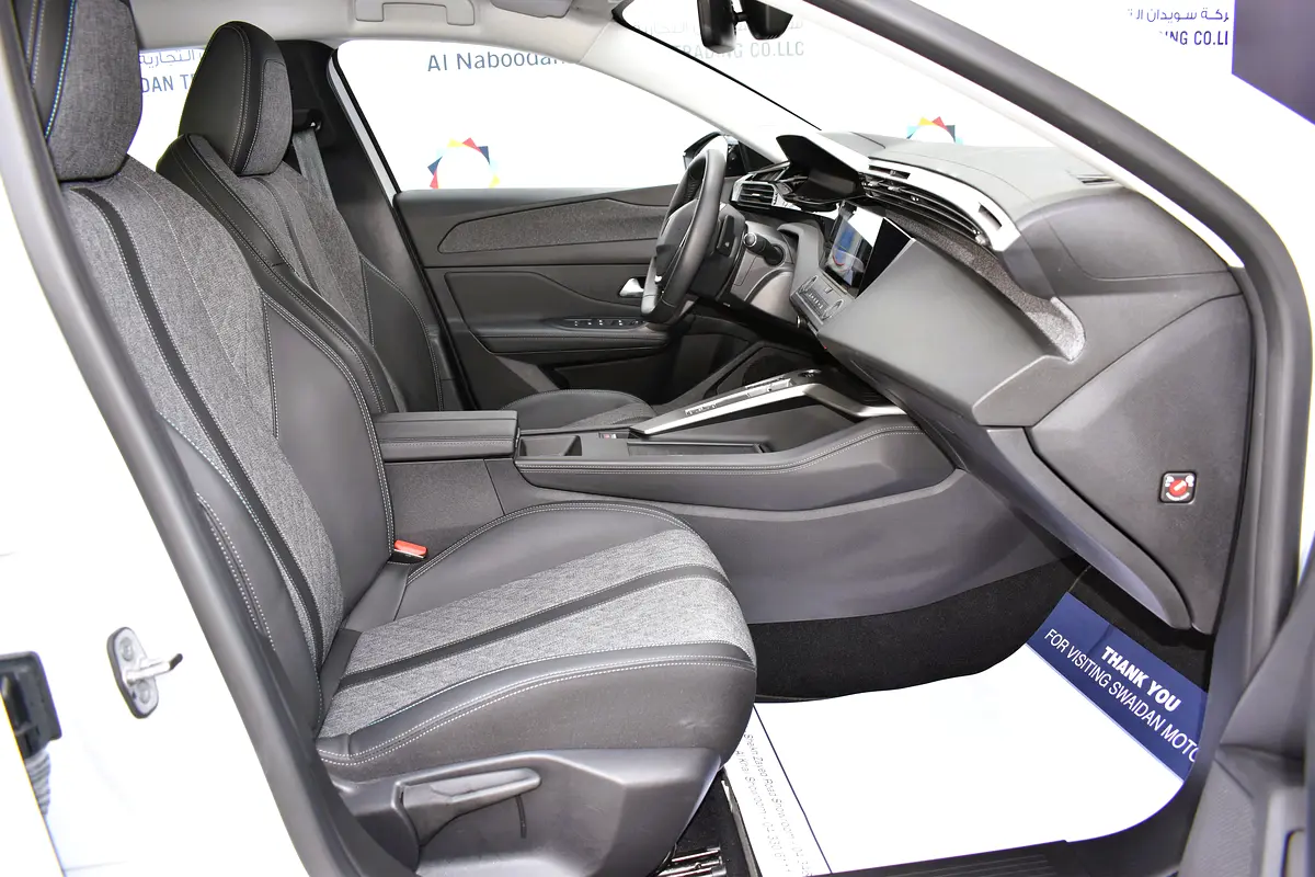 Peugeot 408 2025