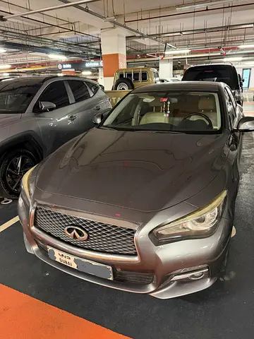 2016 Infiniti Q50 2.0L Full Option | GCC | Tesla Screen | Very Clean