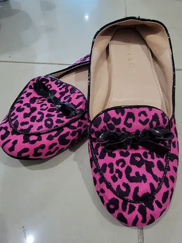 Pink shoes