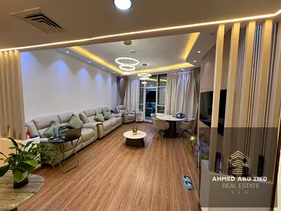 شقة راقية غرفتين وصالة بروف واسع في أبراج الأورينت | إطلالة بحرية بانورامية | مطبخ مع مخزن | تشطيب عالي | باركن مجاني