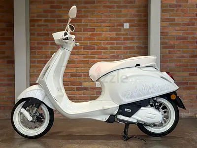 Vespa Sprint 150 - Justin Bieber