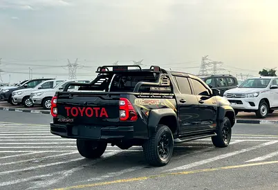 2021 Toyota HILUX photo 8