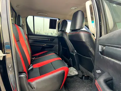2021 Toyota HILUX photo 17
