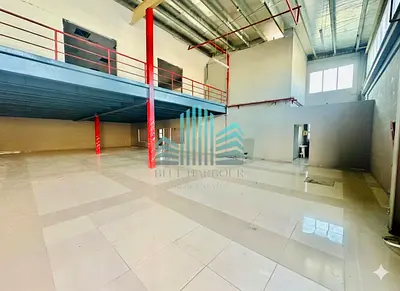 HUGE WAREHOUSE CUM SHOWROOM | EASY ACCESS TO MAIN ROAD | WITH OFFICES