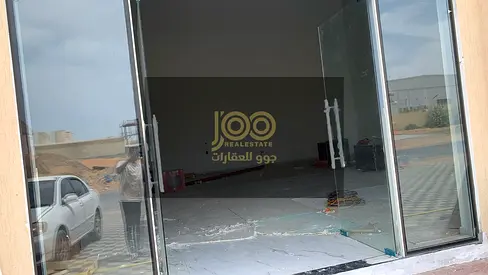 For rent, a distinctive warehouse in Umm Al Quwain, distinguished by its strategic location, designed to meet the needs of companies and factories.