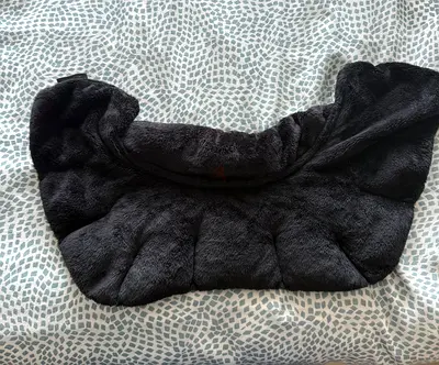 Shoulder neck warmer for microwave  Lightly Used good for relax muscles