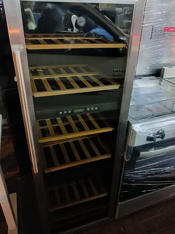 Stainless Steel Wine Cooler / Beverage Fridge like new condition  perfect working 72 bottle capcity