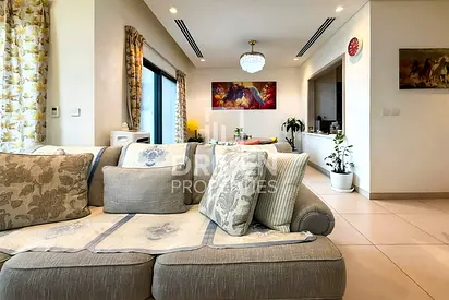 Vacant and Spacious | Vastu Complaint | Best Price