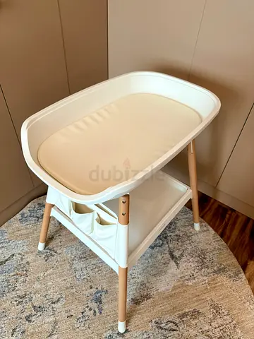 Baby Changing Table | Excellent Condition | 180 AED