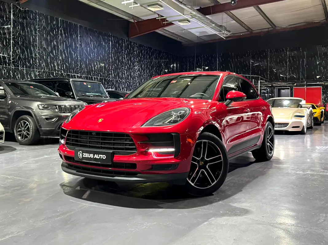 Porsche Macan 2021 — photo 1 of 20