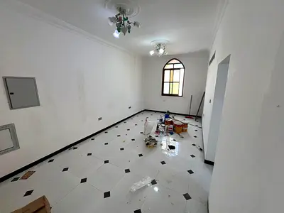 غرفتين وصالة _ الروضة 3 _ 2 حمام _ تكييف مركزي _ مساحة كبيرة _ عائلات