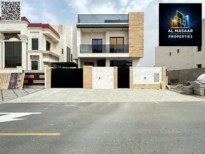 Corner villa with a roof terrace, 6 master bedrooms, freehold ownership for all nationalities.