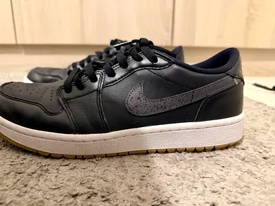 My black Nike low-top sneakers - gently used
