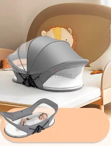 Portable Baby Bassinet with Mesh Cover