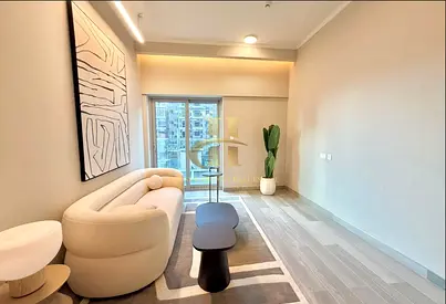 Fully Furnished | High floor | Near to Mall