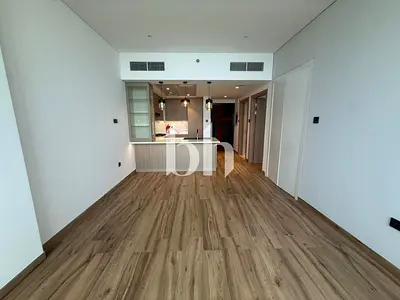 Modern | Mid Floor | Vacant & Ready To Move in
