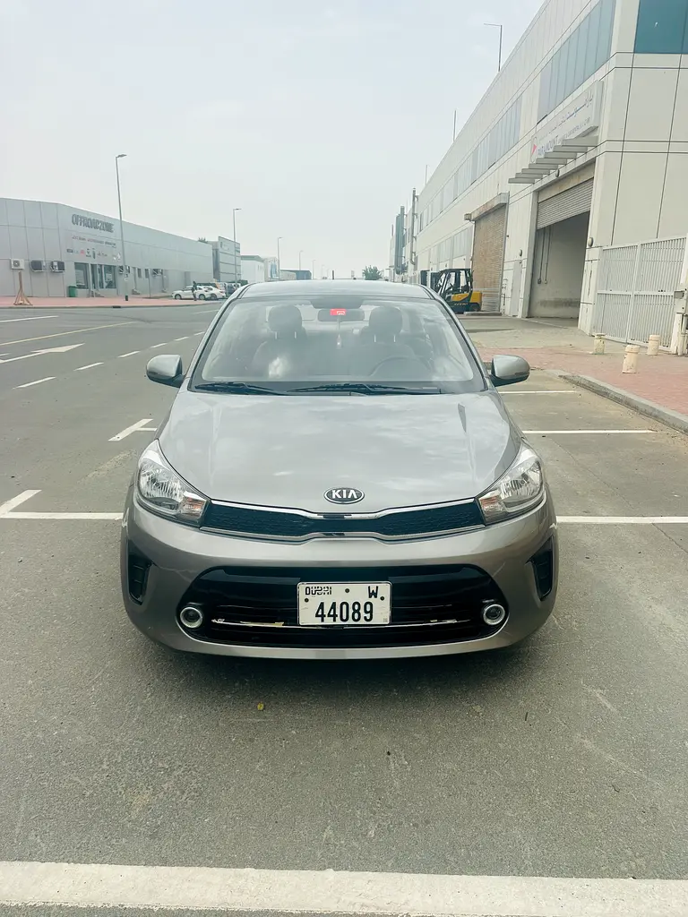 Kia Pegas 2021 — photo 1 of 8