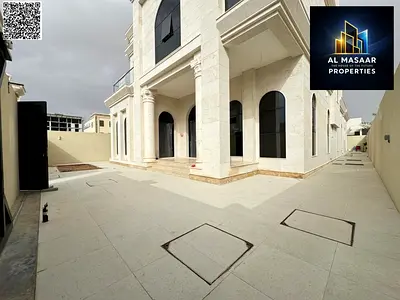 مع الكهرباء و المياه و المكيفات تملك فيلا الأحلام مع مبنى ملحق خاص بالمطبخ و غرفة الخادمة