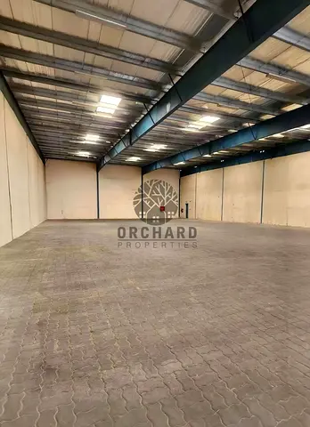 6500 SQFT WAREHOUSE/ROAD FACING LOCATION /ONLY STORAGE/HEIGHT 9M/RENT 350000DH/INDASTRIAL AREA 18 [ SHARJAH ]