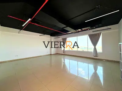 مكتب مجهز | جاهز للانتقال | إطلالة مفتوحة