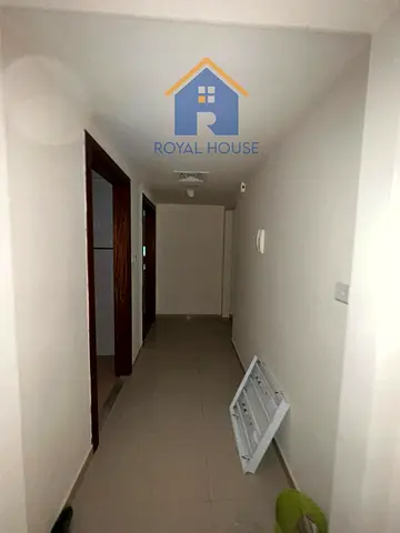 للبيع غرفه نوم مع بلكونه مع موقف سياره بالتعاون