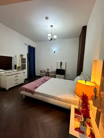 Luxury | Fully Furnished Master Bedroom | Near to Metro