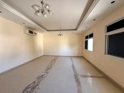 Luxury Villa /4 Bedrooms + 2 Floors + Balcony / Spacious Guest Hall