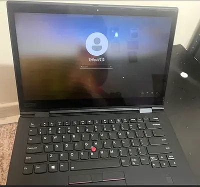 Lenovo ThinkPad X1 Yoga (3rd Gen) i7-8550U, 2-in-1 Convertible Laptop, 16GB RAM