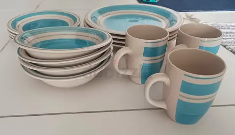 Cups and plates glasses