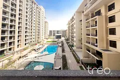 Fully Furnished | Corner Unit | Pool N Park View