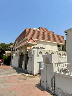 Luxurious Private Villa | Extensive Layout