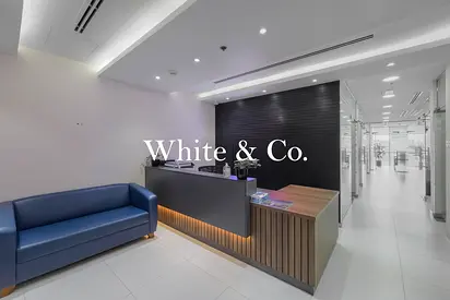 Grade A Tower| 4 Parking| Fully Furnished